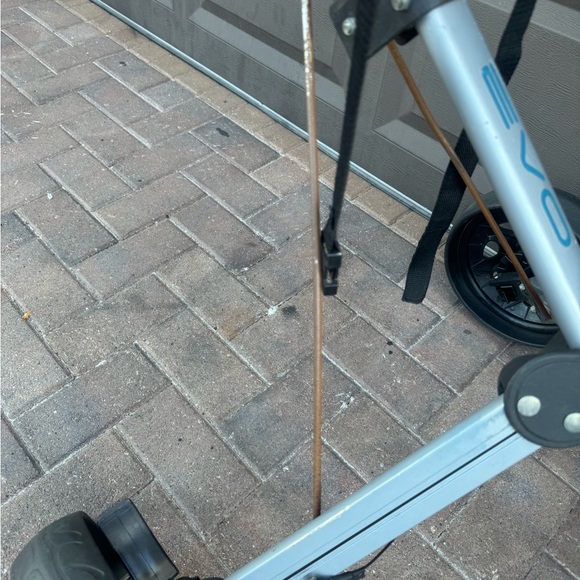 Golf Caddy Cart
3 wheeler version 
Used conditions - Picture 7 of 15